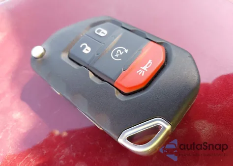 2021 Jeep Wrangler Unlimited Sahara 4X4 from USA, damaged, VIN 1C4HJXEN4MW687712